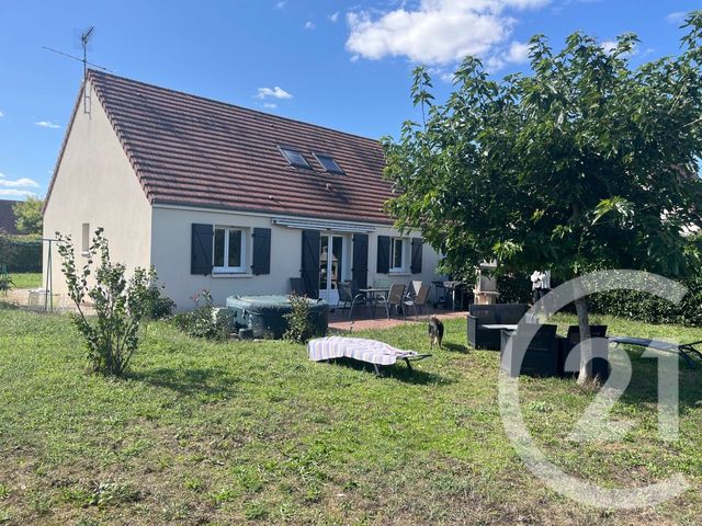 Maison à vendre - 5 pièces - 105 m2 - Clery St Andre - 45 - CENTRE