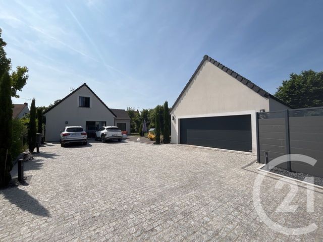 Maison à vendre - 6 pièces - 144 m2 - Jouy Le Potier - 45 - CENTRE