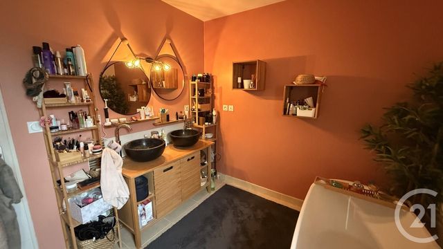 Maison à vendre - 6 pièces - 144 m2 - Jouy Le Potier - 45 - CENTRE