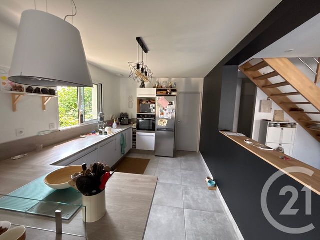 Maison à vendre - 6 pièces - 144 m2 - Jouy Le Potier - 45 - CENTRE