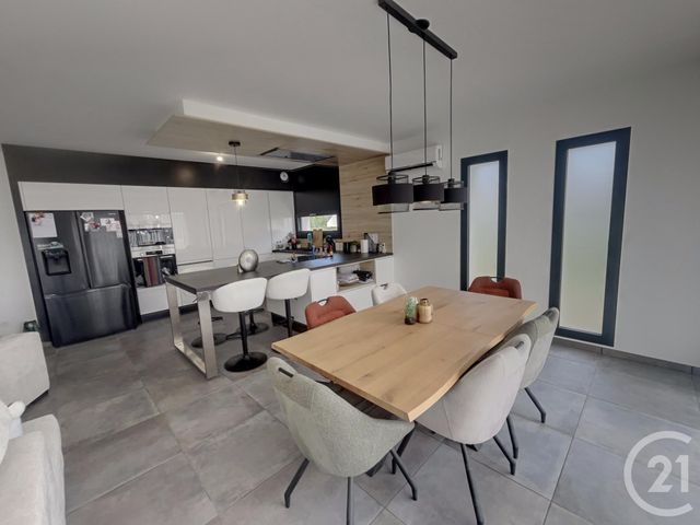 Maison à vendre - 6 pièces - 202,85 m2 - St Ay - 45 - CENTRE