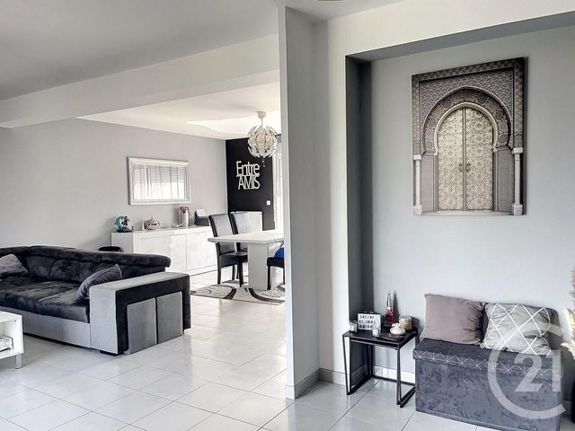 Maison à vendre - 5 pièces - 111,12 m2 - Mareau Aux Pres - 45 - CENTRE