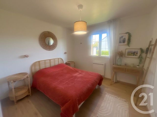 Maison à vendre - 5 pièces - 83 m2 - Cravant - 45 - CENTRE