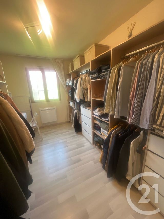 Maison à vendre - 5 pièces - 83 m2 - Cravant - 45 - CENTRE