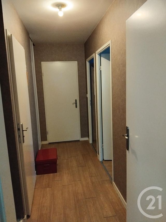 Appartement F3 à vendre - 3 pièces - 60,87 m2 - Orleans - 45 - CENTRE