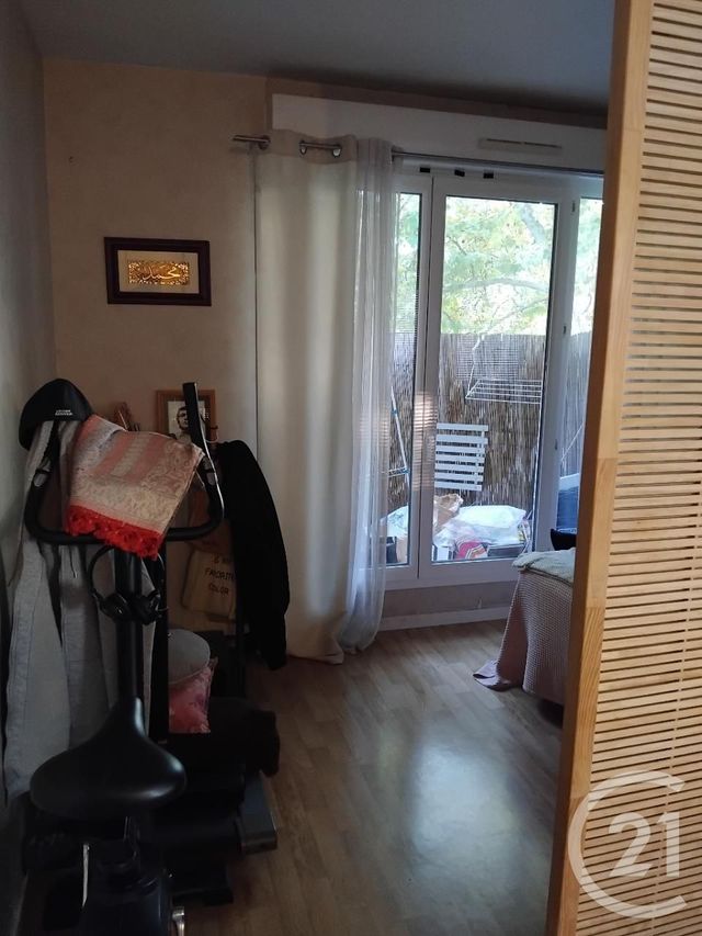 Appartement F3 à vendre - 3 pièces - 60,87 m2 - Orleans - 45 - CENTRE