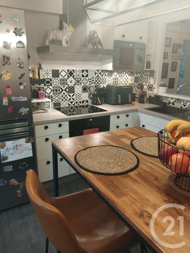 Appartement &agrave; vendre - 5 pi&egrave;ces - 116,23 m2 - Mareau Aux Pres - 45 - CENTRE