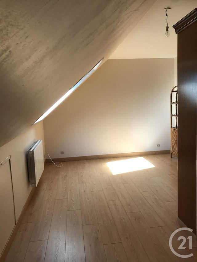 Afficher la photo en grand Maison à vendre - 7 pièces - 133,38 m2 - BEAUGENCY - 45 - CENTRE