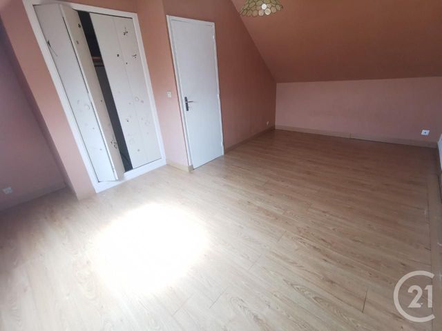Afficher la photo en grand Maison à vendre - 7 pièces - 133,38 m2 - BEAUGENCY - 45 - CENTRE