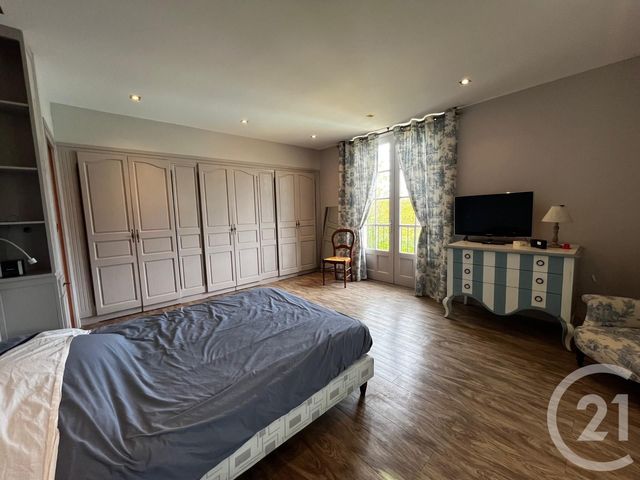 Afficher la photo en grand Maison à vendre - 10 pièces - 360,51 m2 - Beaugency - 45 - CENTRE