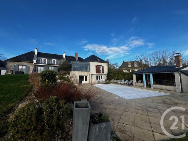 Afficher la photo en grand Maison à vendre - 10 pièces - 360,51 m2 - Beaugency - 45 - CENTRE