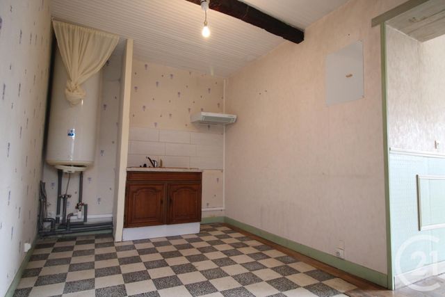 Maison à vendre - 6 pièces - 106,76 m2 - Cravant - 45 - CENTRE