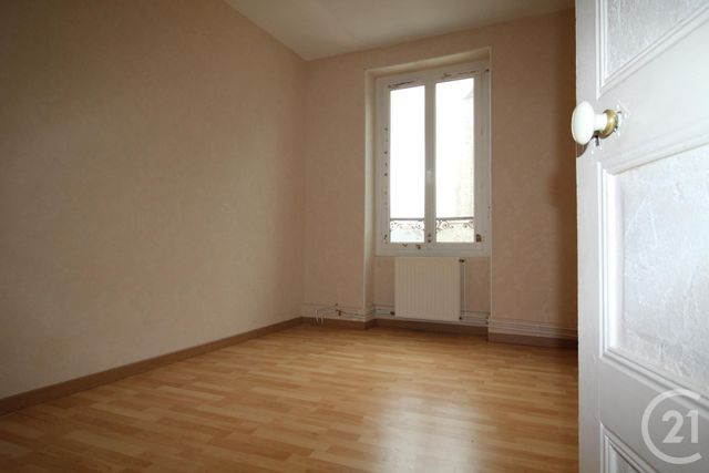 Maison à vendre - 6 pièces - 106,76 m2 - Cravant - 45 - CENTRE