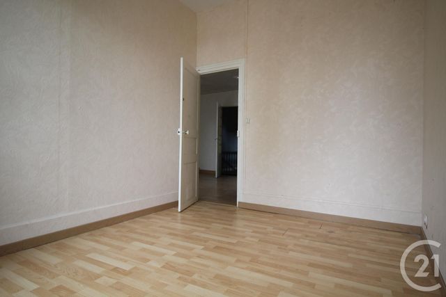 Maison à vendre - 6 pièces - 106,76 m2 - Cravant - 45 - CENTRE