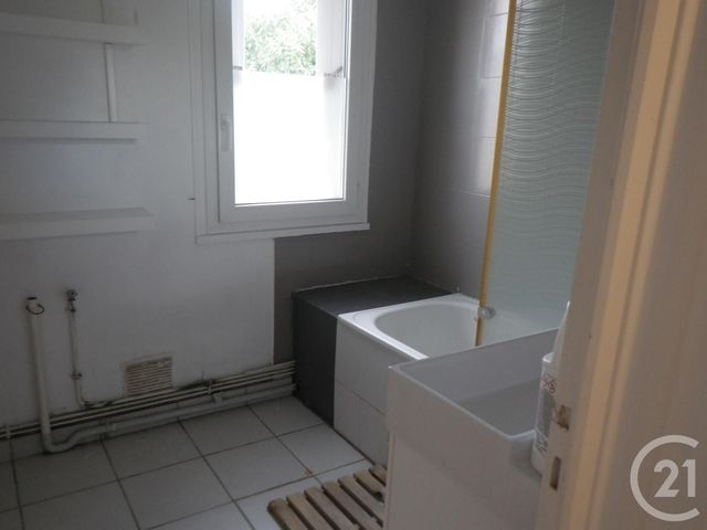 Appartement F3 &agrave; louer - 3 pi&egrave;ces - 61 m2 - Beaugency - 45 - CENTRE
