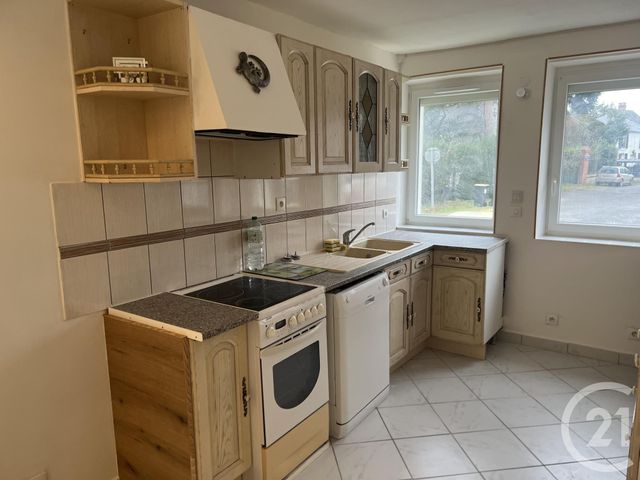 Maison &agrave; louer - 3 pi&egrave;ces - 64,72 m2 - Cravant - 45 - CENTRE