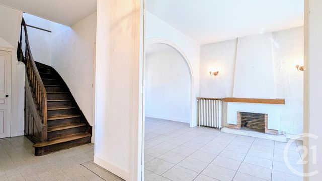Maison à vendre - 5 pièces - 122 m2 - La Ferte St Cyr - 41 - CENTRE