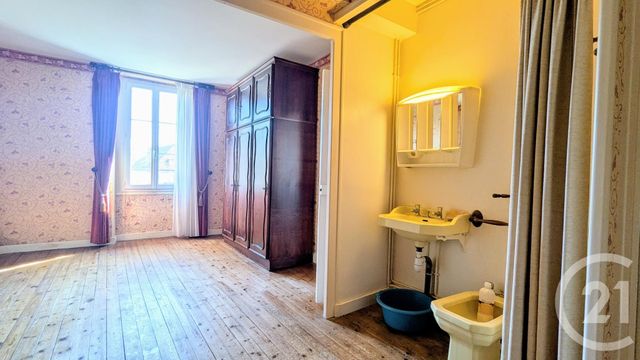 Maison à vendre - 5 pièces - 122 m2 - La Ferte St Cyr - 41 - CENTRE