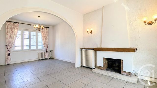 Maison à vendre - 5 pièces - 122 m2 - La Ferte St Cyr - 41 - CENTRE