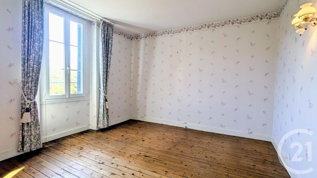 Maison à vendre - 5 pièces - 122 m2 - La Ferte St Cyr - 41 - CENTRE