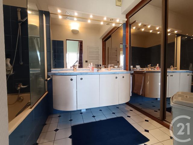 Maison à vendre - 4 pièces - 175,18 m2 - Meung Sur Loire - 45 - CENTRE