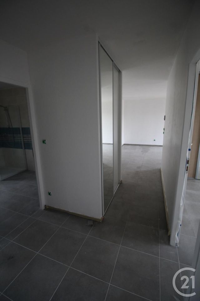 Afficher la photo en grand Maison à louer - 4 pièces - 94,80 m2 - Clery St Andre - 45 - CENTRE
