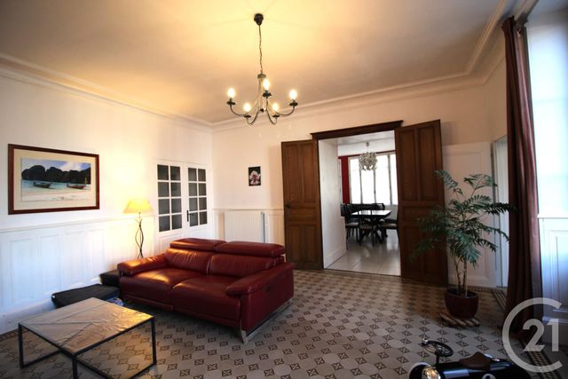 Maison à vendre - 13 pièces - 200 m2 - Beaugency - 45 - CENTRE