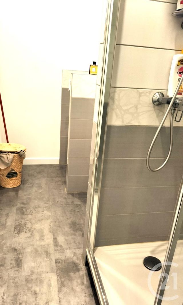 Appartement Studio &agrave; louer - 1 pi&egrave;ce - 33,80 m2 - Beaugency - 45 - CENTRE