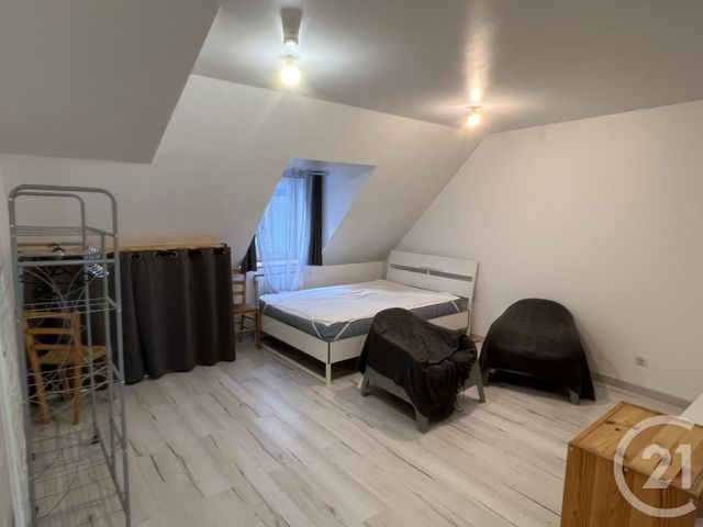 Appartement Studio &agrave; louer - 1 pi&egrave;ce - 33,80 m2 - Beaugency - 45 - CENTRE