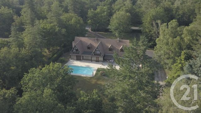 Maison &agrave; vendre - 6 pi&egrave;ces - 345 m2 - La Ferte St Cyr - 41 - CENTRE