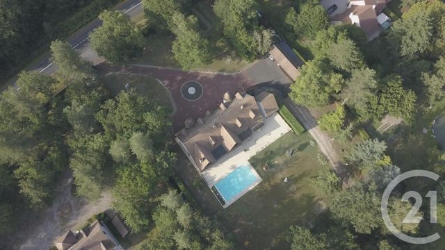 Maison &agrave; vendre - 6 pi&egrave;ces - 345 m2 - La Ferte St Cyr - 41 - CENTRE