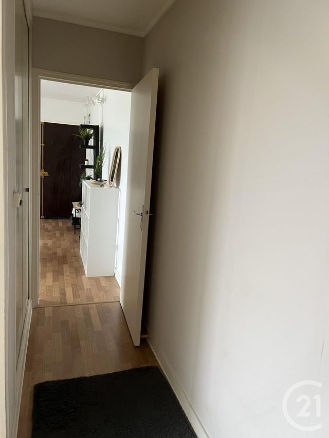 Appartement F3 &agrave; louer - 3 pi&egrave;ces - 62 m2 - Beaugency - 45 - CENTRE