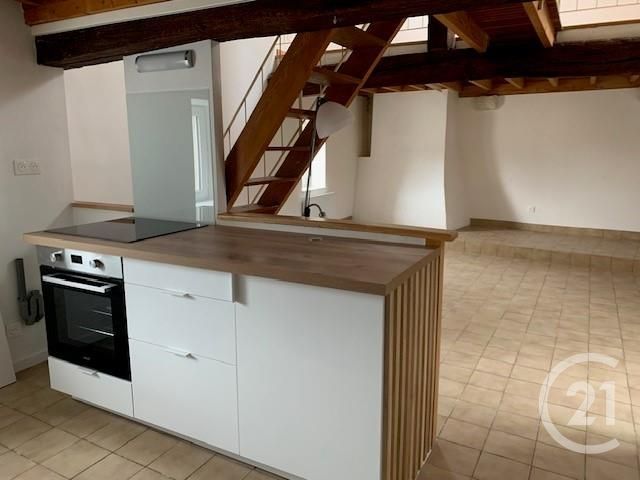 Appartement Duplex &agrave; louer - 2 pi&egrave;ces - 55,93 m2 - Beaugency - 45 - CENTRE