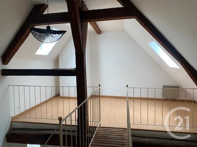 Appartement Duplex &agrave; louer - 2 pi&egrave;ces - 55,93 m2 - Beaugency - 45 - CENTRE