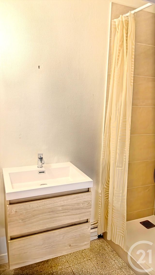 Appartement F3 &agrave; louer - 3 pi&egrave;ces - 69 m2 - Beaugency - 45 - CENTRE