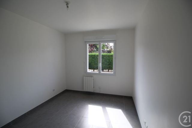 Maison &agrave; louer - 4 pi&egrave;ces - 92,71 m2 - Lailly En Val - 45 - CENTRE