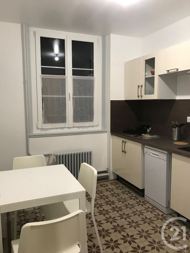 Appartement F3 &agrave; louer - 3 pi&egrave;ces - 51,35 m2 - Beaugency - 45 - CENTRE