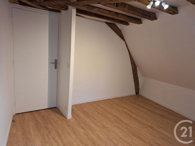 Appartement F3 &agrave; louer - 3 pi&egrave;ces - 68,60 m2 - Beaugency - 45 - CENTRE