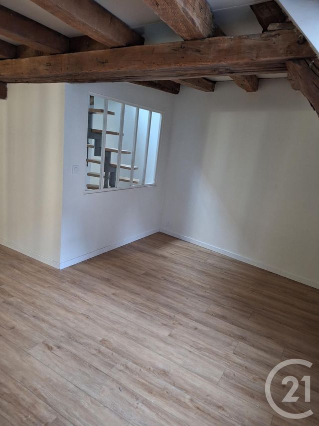 Appartement F3 &agrave; louer - 3 pi&egrave;ces - 68,60 m2 - Beaugency - 45 - CENTRE