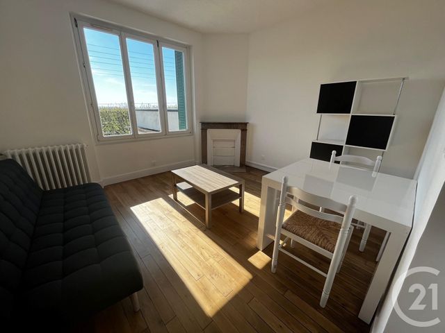 Appartement F2 &agrave; louer - 2 pi&egrave;ces - 27,01 m2 - Beaugency - 45 - CENTRE