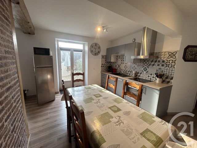 Maison &agrave; louer - 4 pi&egrave;ces - 107,98 m2 - Avaray - 41 - CENTRE