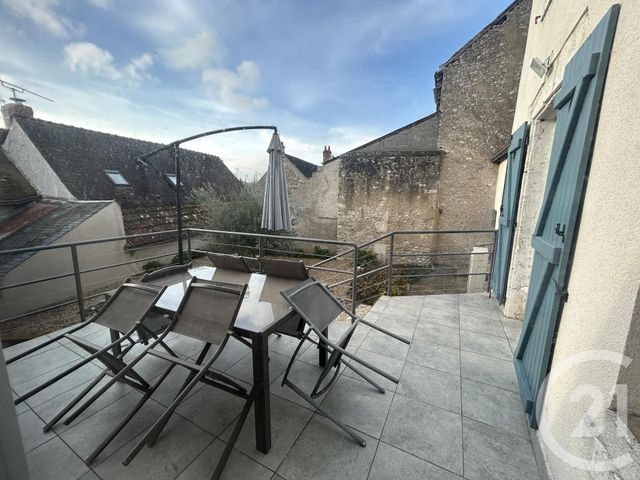 Maison &agrave; louer - 4 pi&egrave;ces - 107,98 m2 - Avaray - 41 - CENTRE