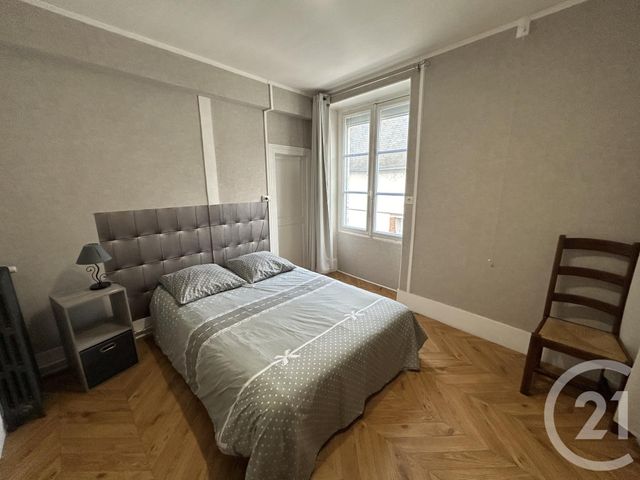 Maison &agrave; louer - 4 pi&egrave;ces - 107,98 m2 - Avaray - 41 - CENTRE