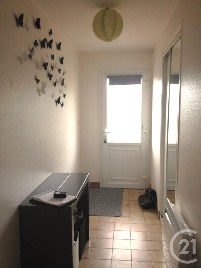 Maison &agrave; louer - 3 pi&egrave;ces - 72,86 m2 - Dry - 45 - CENTRE