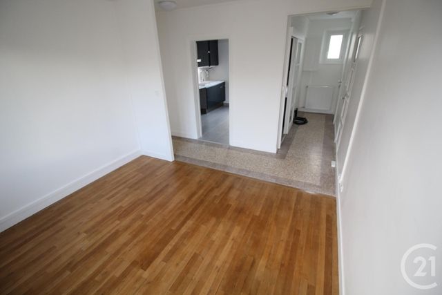 Appartement &agrave; louer - 3 pi&egrave;ces - 51,99 m2 - Beaugency - 45 - CENTRE