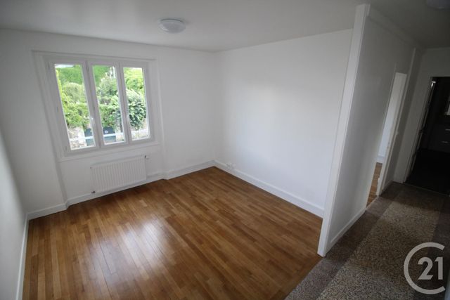 Appartement &agrave; louer - 3 pi&egrave;ces - 51,99 m2 - Beaugency - 45 - CENTRE