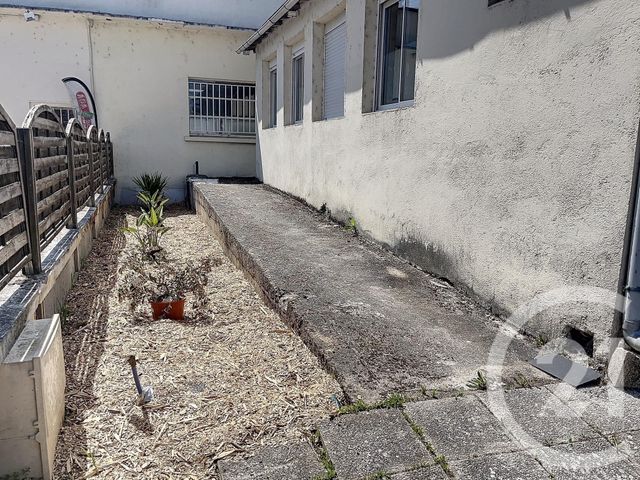 Appartement F2 &agrave; louer - 2 pi&egrave;ces - 31,30 m2 - Beaugency - 45 - CENTRE