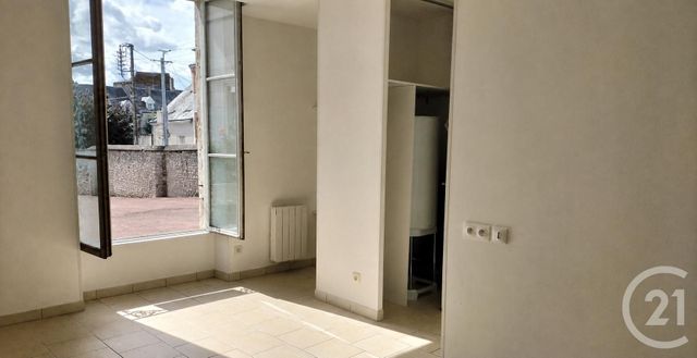 Appartement Studio &agrave; louer - 1 pi&egrave;ce - 30,93 m2 - Beaugency - 45 - CENTRE